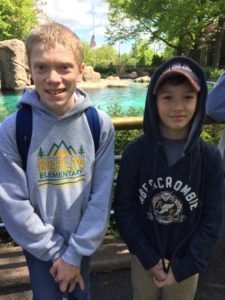 Studnets at zoo