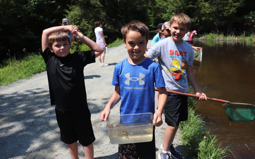 Third Grade Explores Dyken Pond